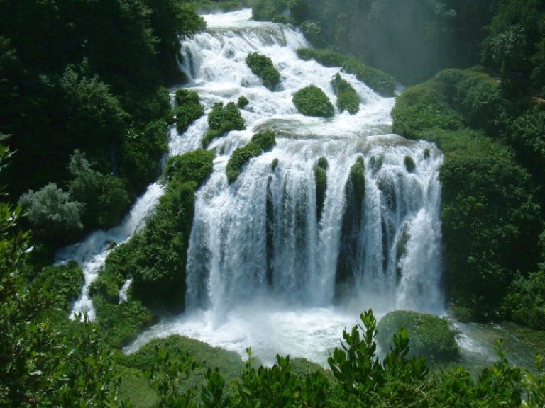 Acqua di Bellezza e Amore